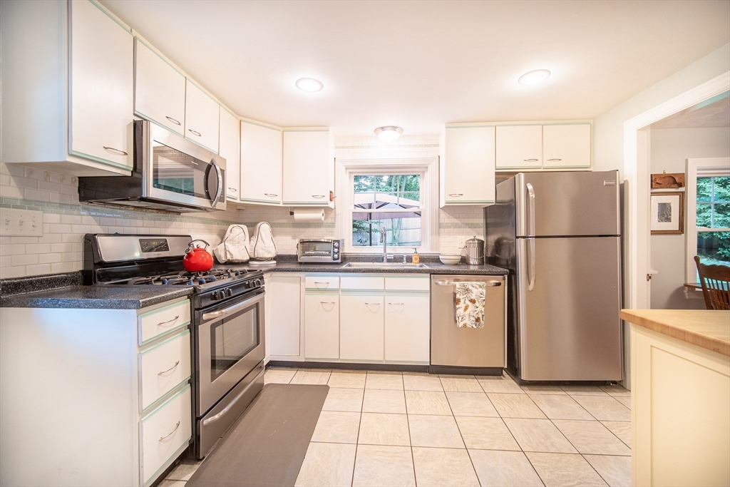 141 Whiting Ave