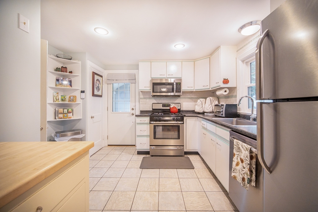 141 Whiting Ave