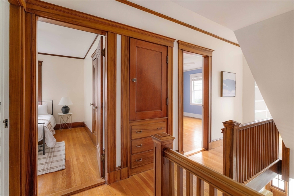 32 Castleton Street