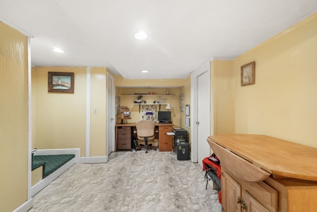 5 Headland Way
