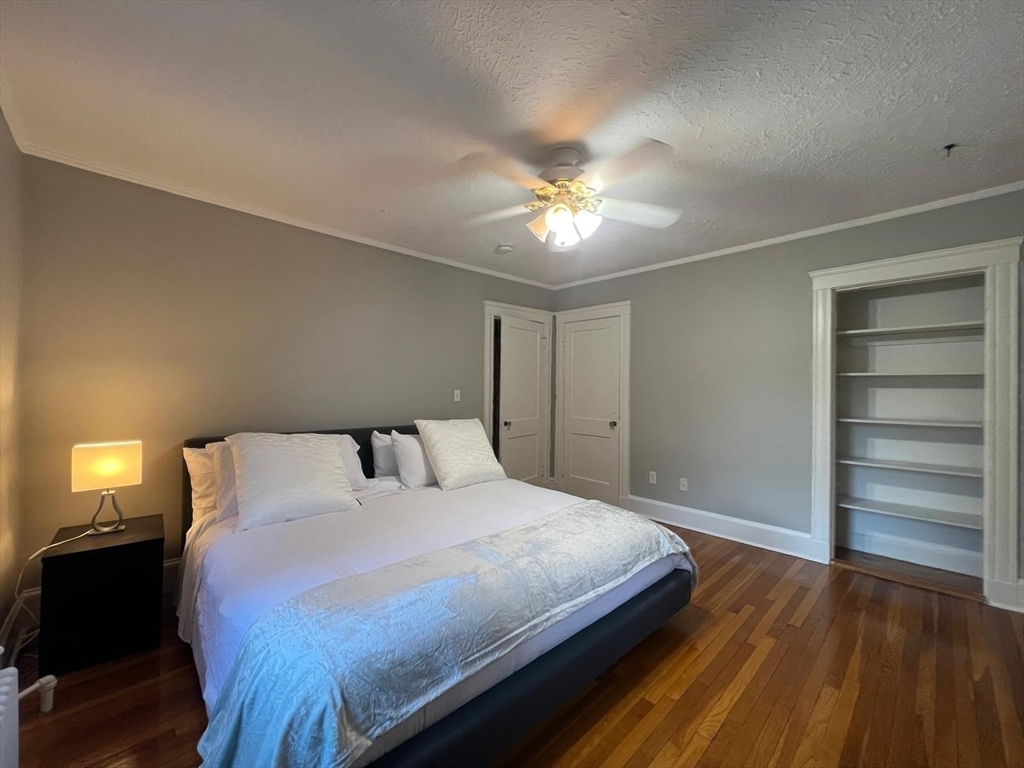 355 Vfw Pkwy # 2