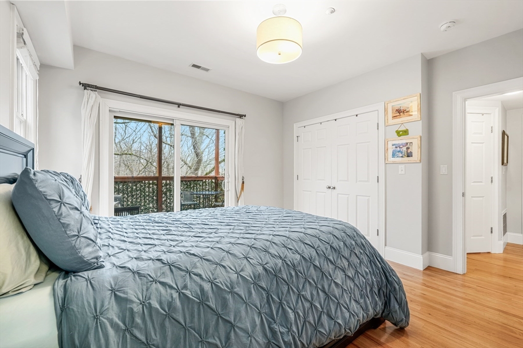 45 Lourdes Ave # 2