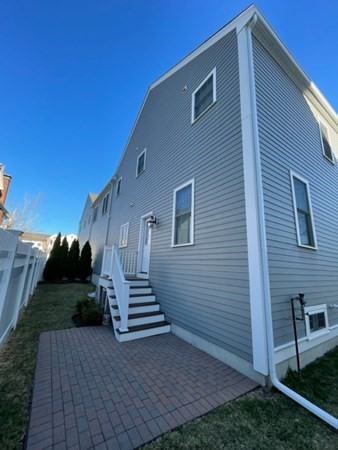 51 Oak Street # 51