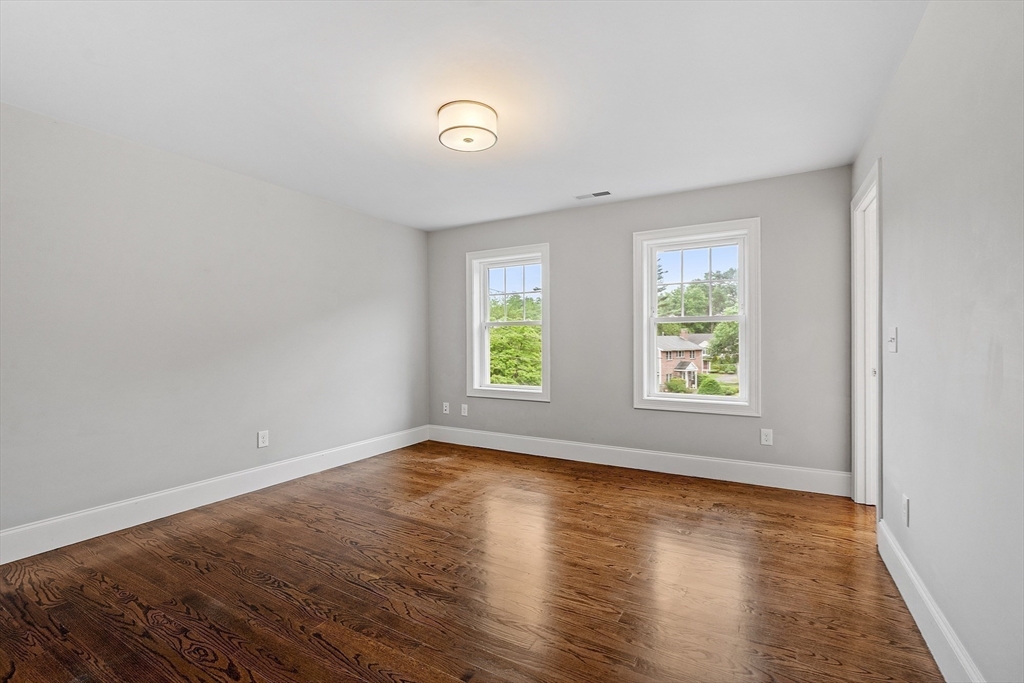 22 Willow Park