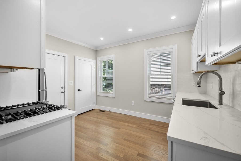 44 Iffley Road # 2 Unit: #2