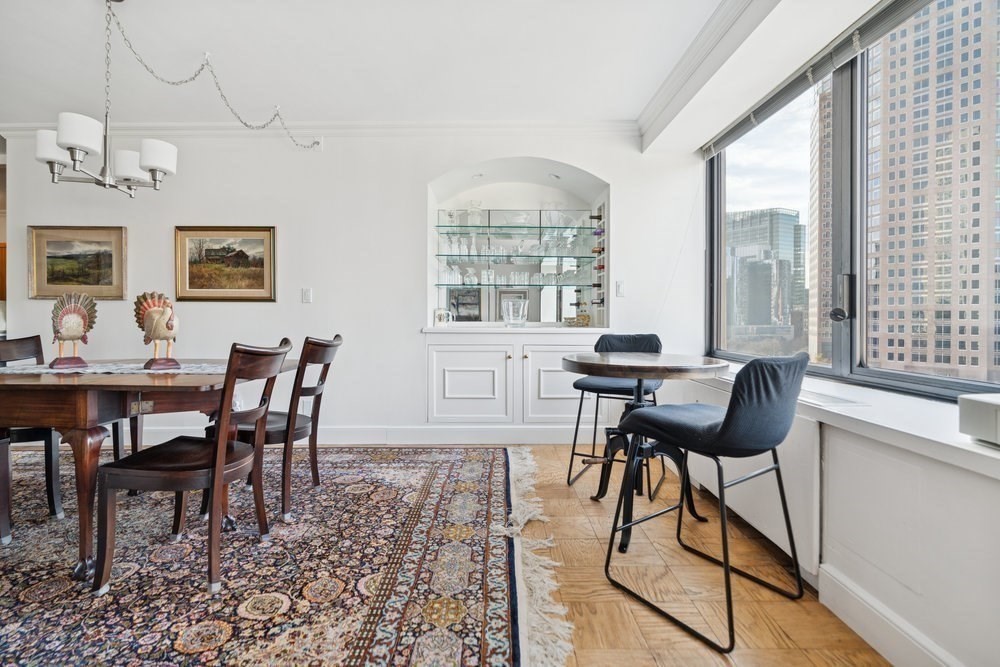 65 East India Row # 9B