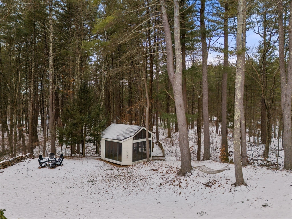 56 Isaac Davis Rd