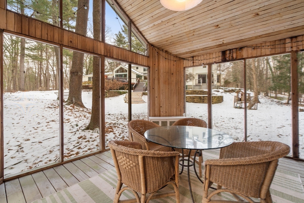 56 Isaac Davis Rd