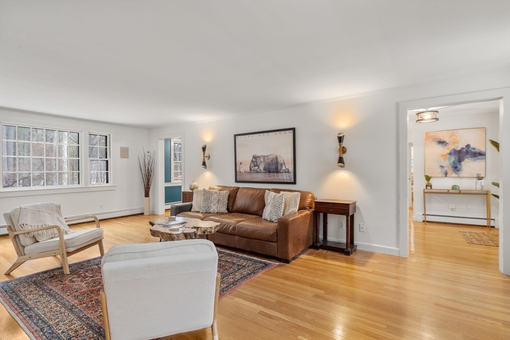 56 Isaac Davis Rd