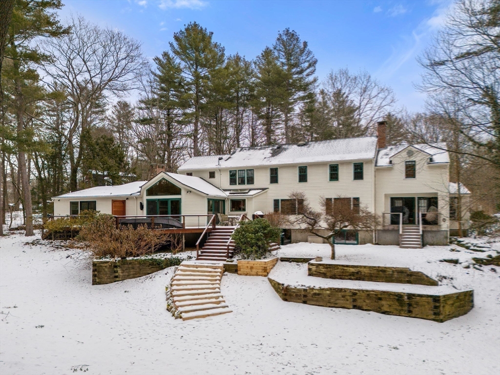 56 Isaac Davis Rd