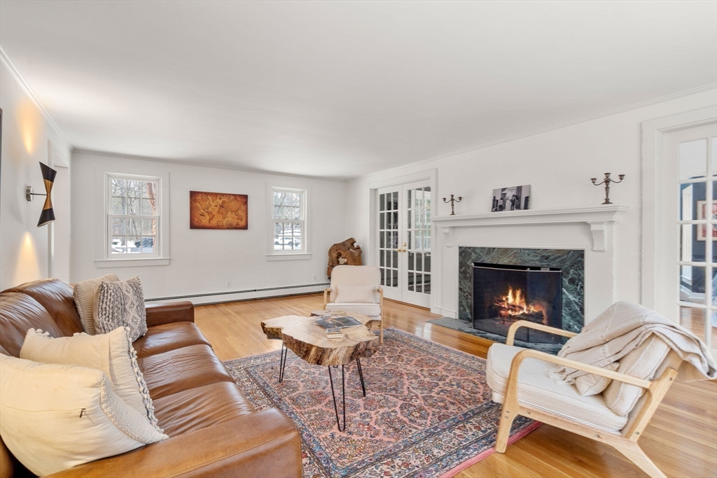 56 Isaac Davis Rd