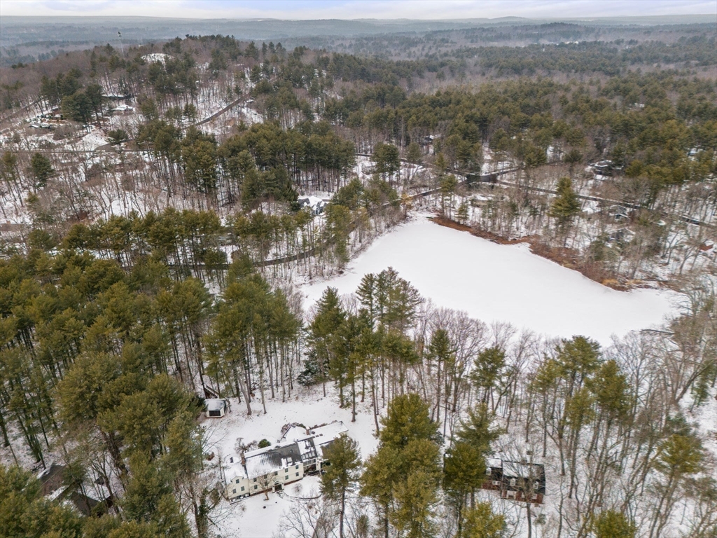 56 Isaac Davis Rd
