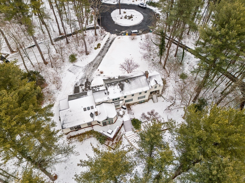 56 Isaac Davis Rd
