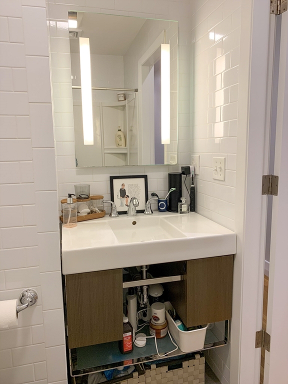 33 Anderson Street # 6