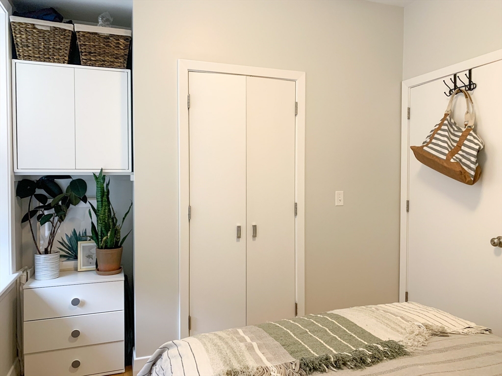 33 Anderson Street # 6