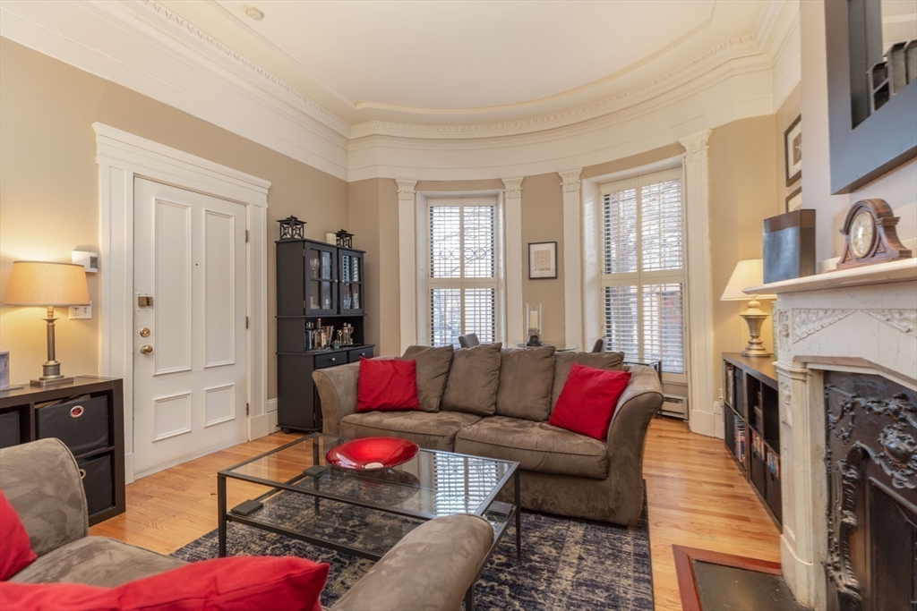 439 Shawmut Ave # 2