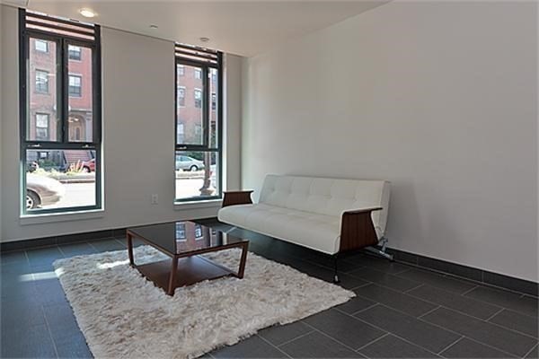 691 Massachusetts Ave # 306