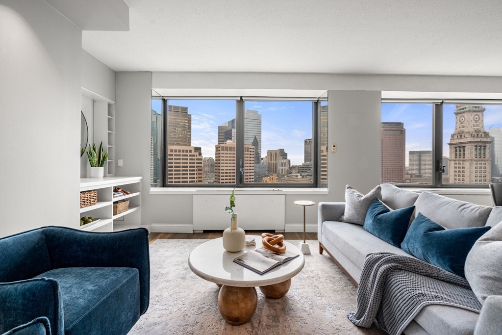 65 East India Row # 26H