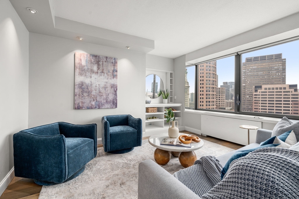 65 East India Row # 26H