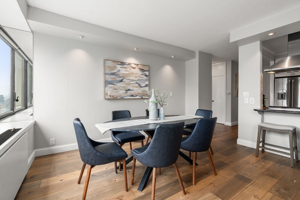 65 East India Row # 26H