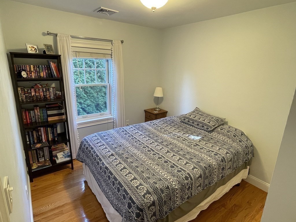 8 Arapahoe Rd Unit: -