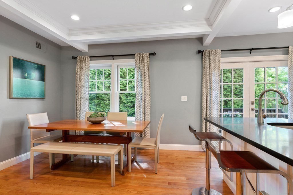 8 Arapahoe Rd Unit: -