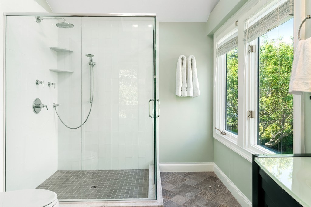 8 Arapahoe Rd Unit: -
