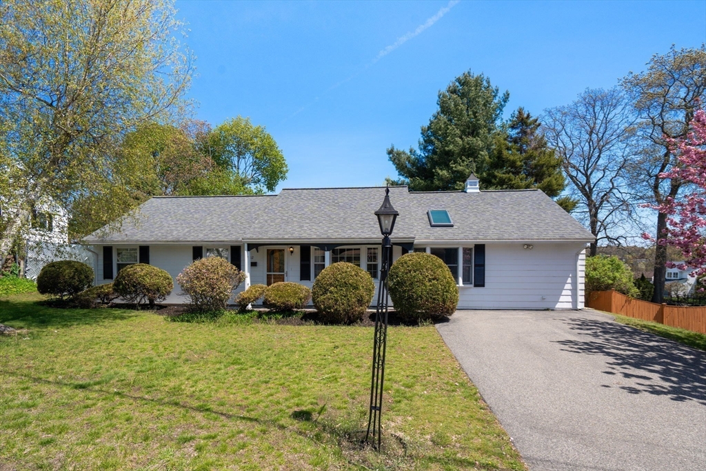 12 Theresa Rd