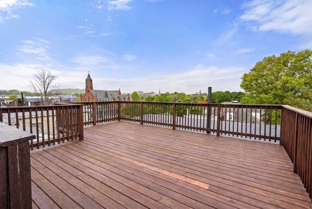 14 Linden St # 7