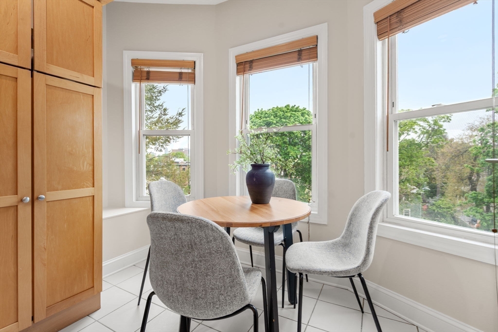 14 Linden St # 7