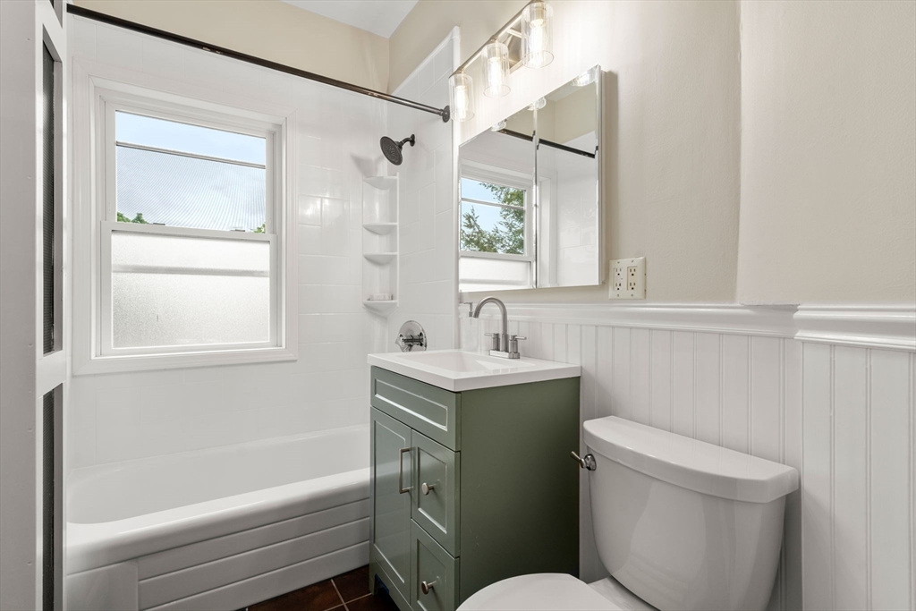 14 Linden St # 7