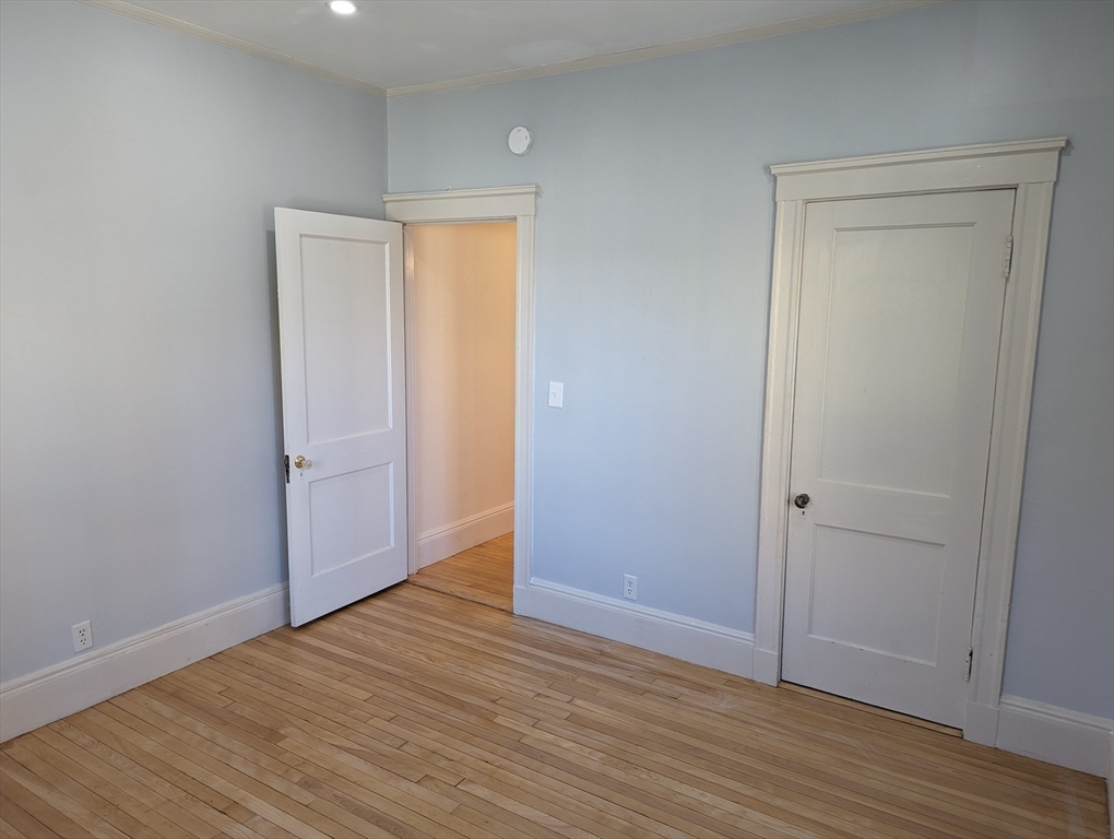 108 Washington St # 9
