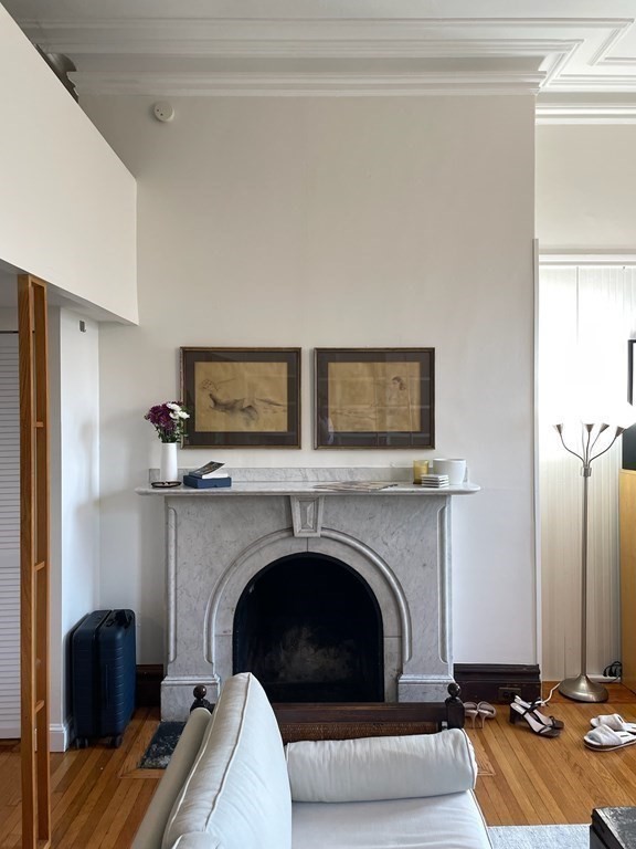 228 Beacon St # 4A