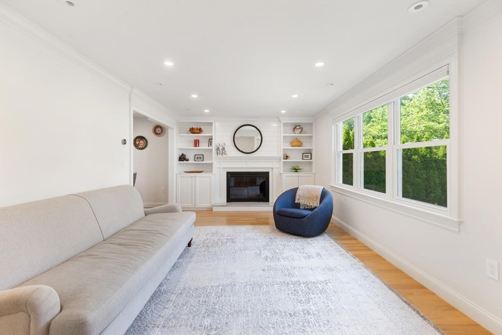 155 Adams Ave