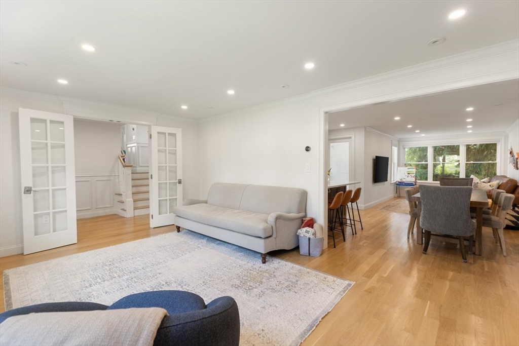 155 Adams Ave