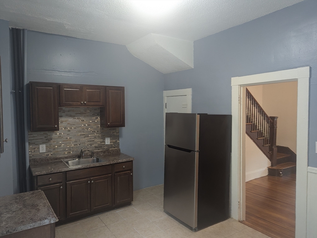 9A Ellis St # 9A