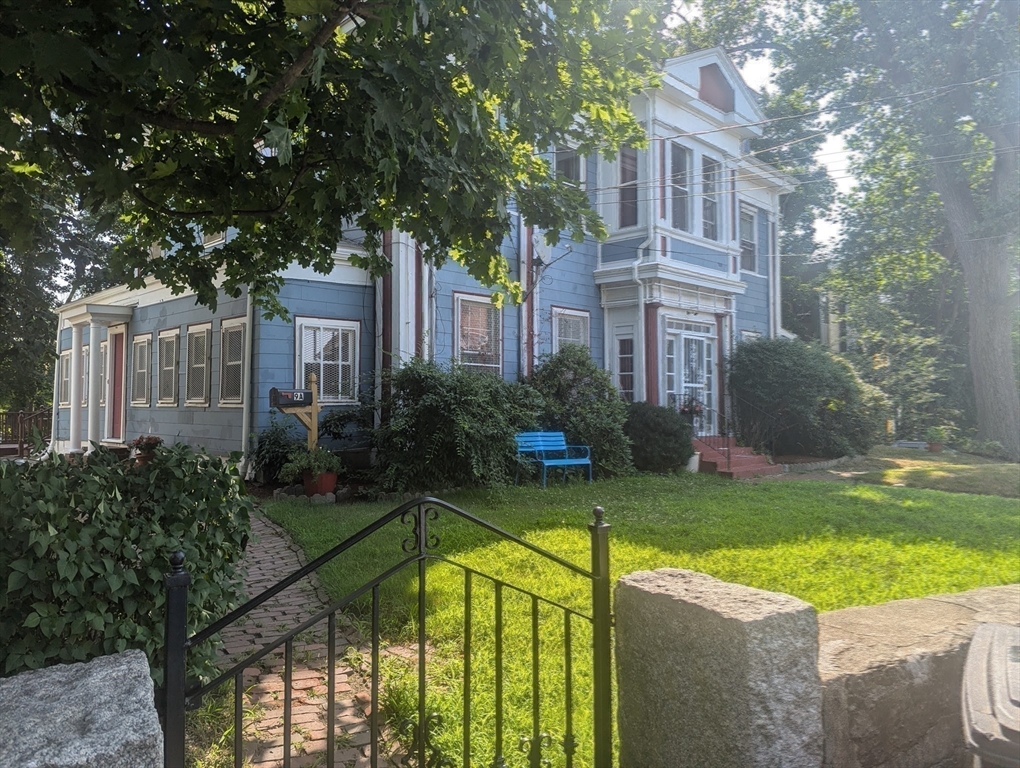 9A Ellis St # 9A