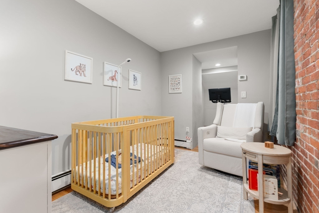 277 Beacon St # 1A