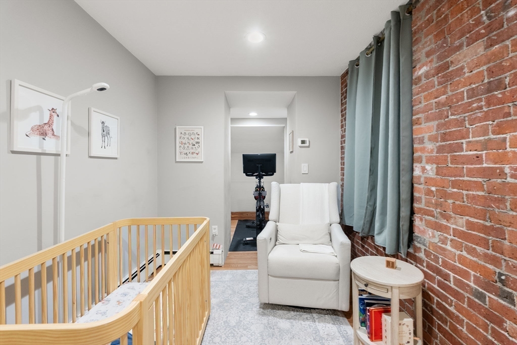 277 Beacon St # 1A
