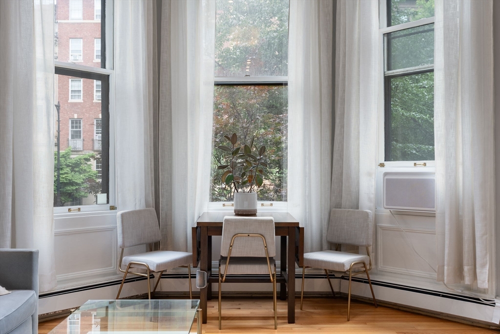 277 Beacon St # 1A