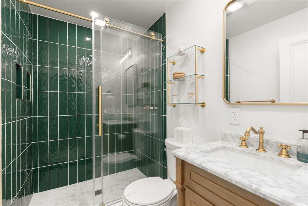 277 Beacon St # 1A