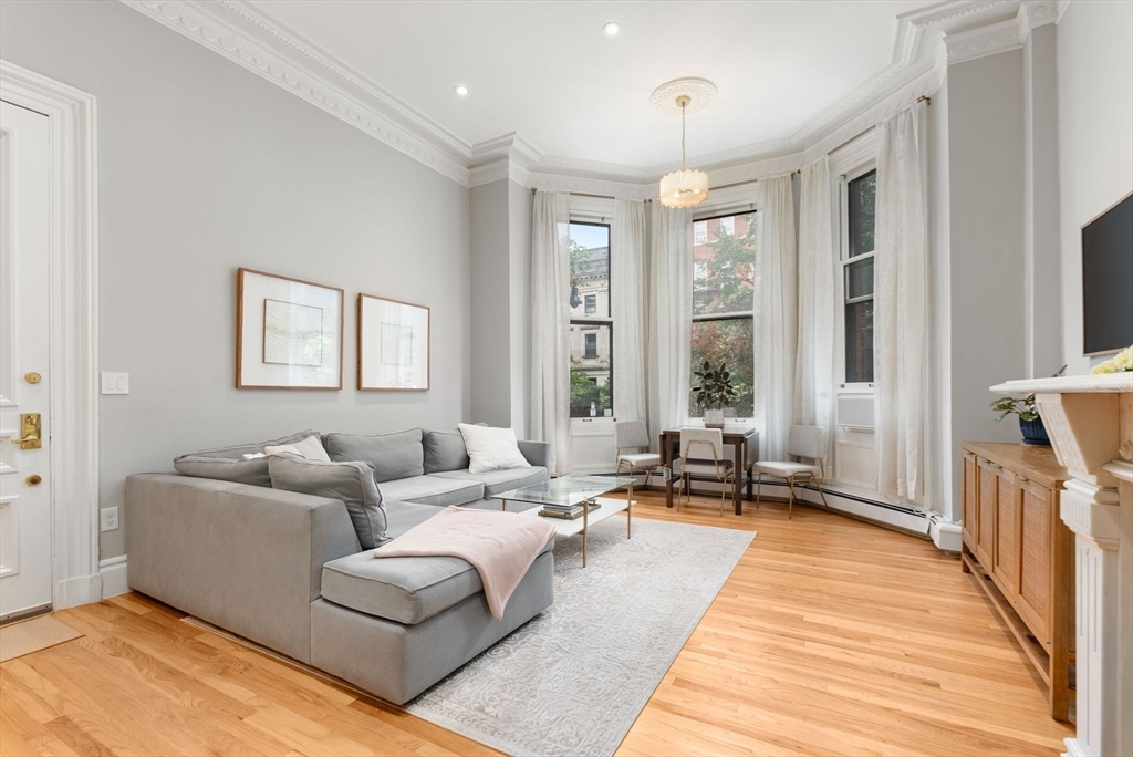 277 Beacon St # 1A
