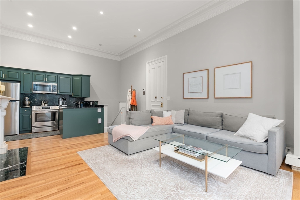 277 Beacon St # 1A