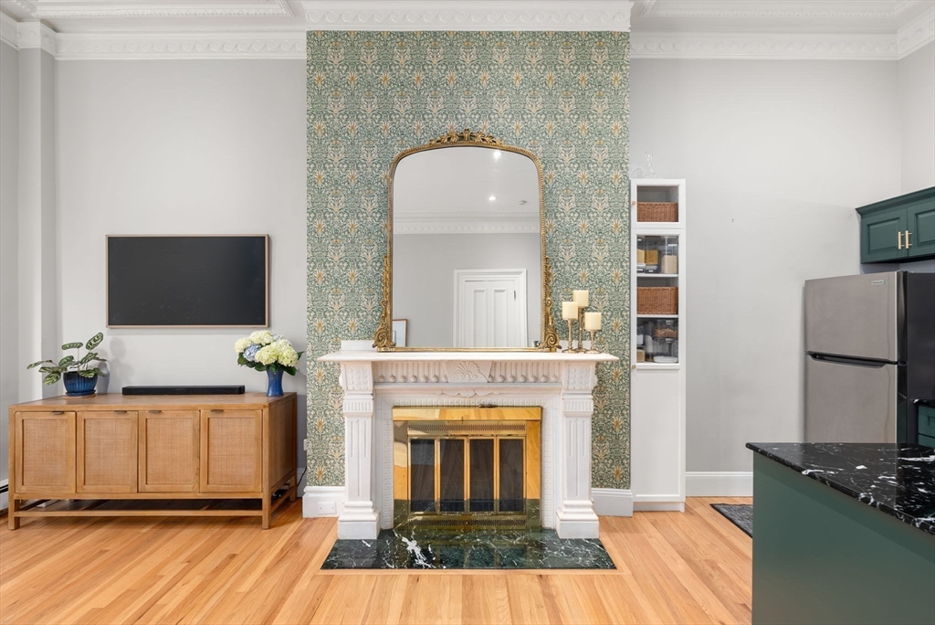277 Beacon St # 1A