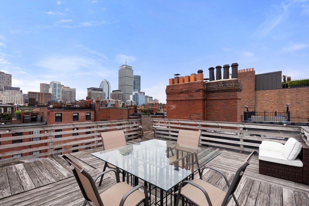 277 Beacon St # 1A
