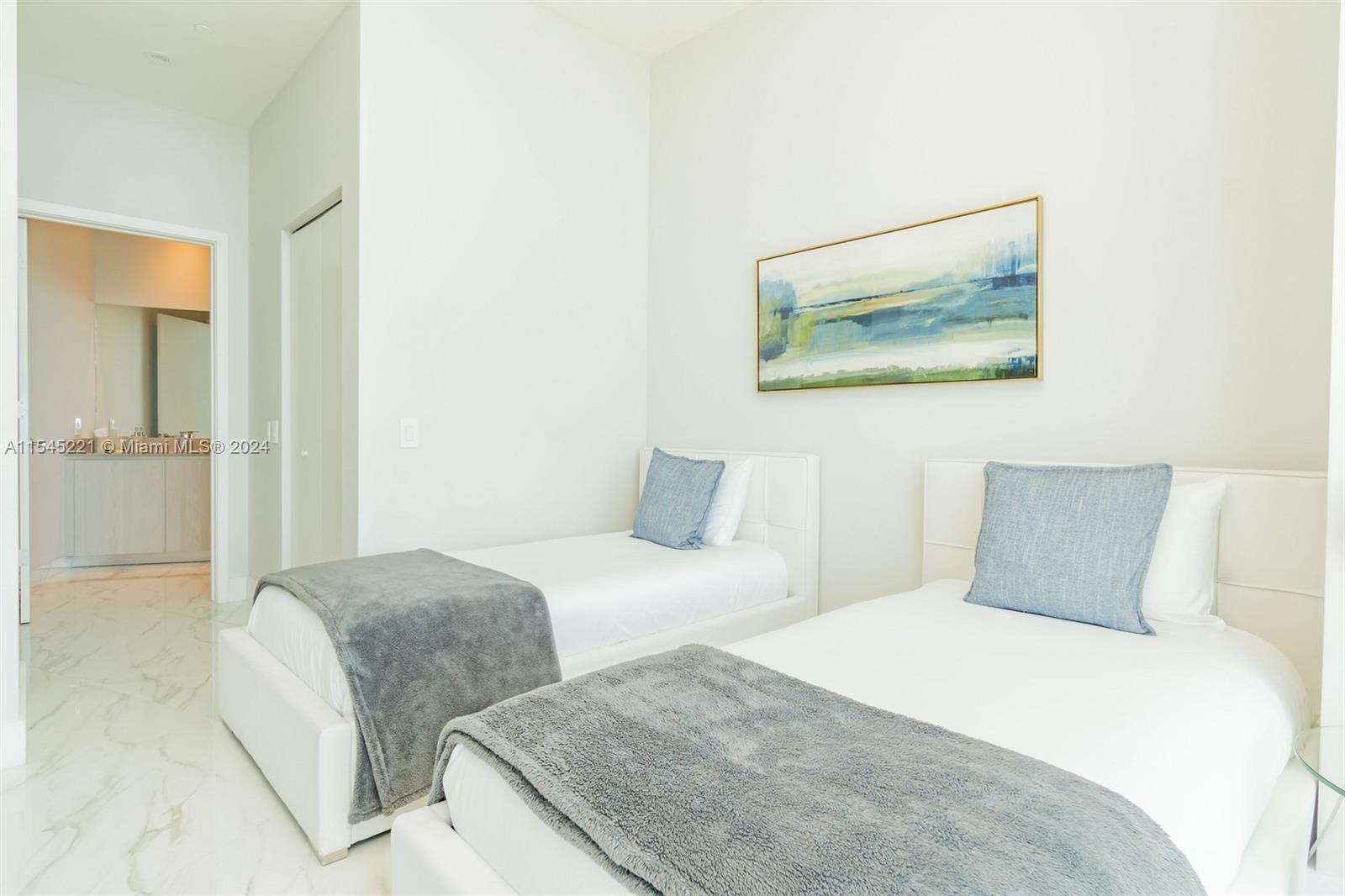 4111 S Ocean Dr Unit: UPH1