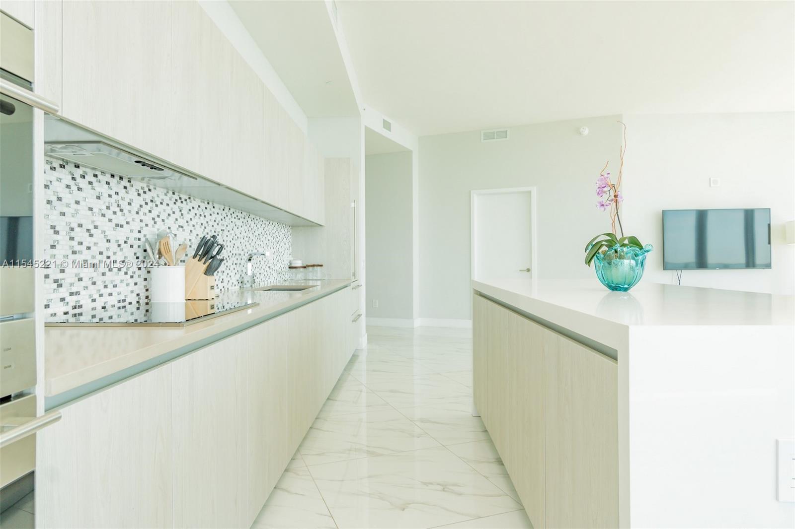 4111 S Ocean Dr Unit: UPH1