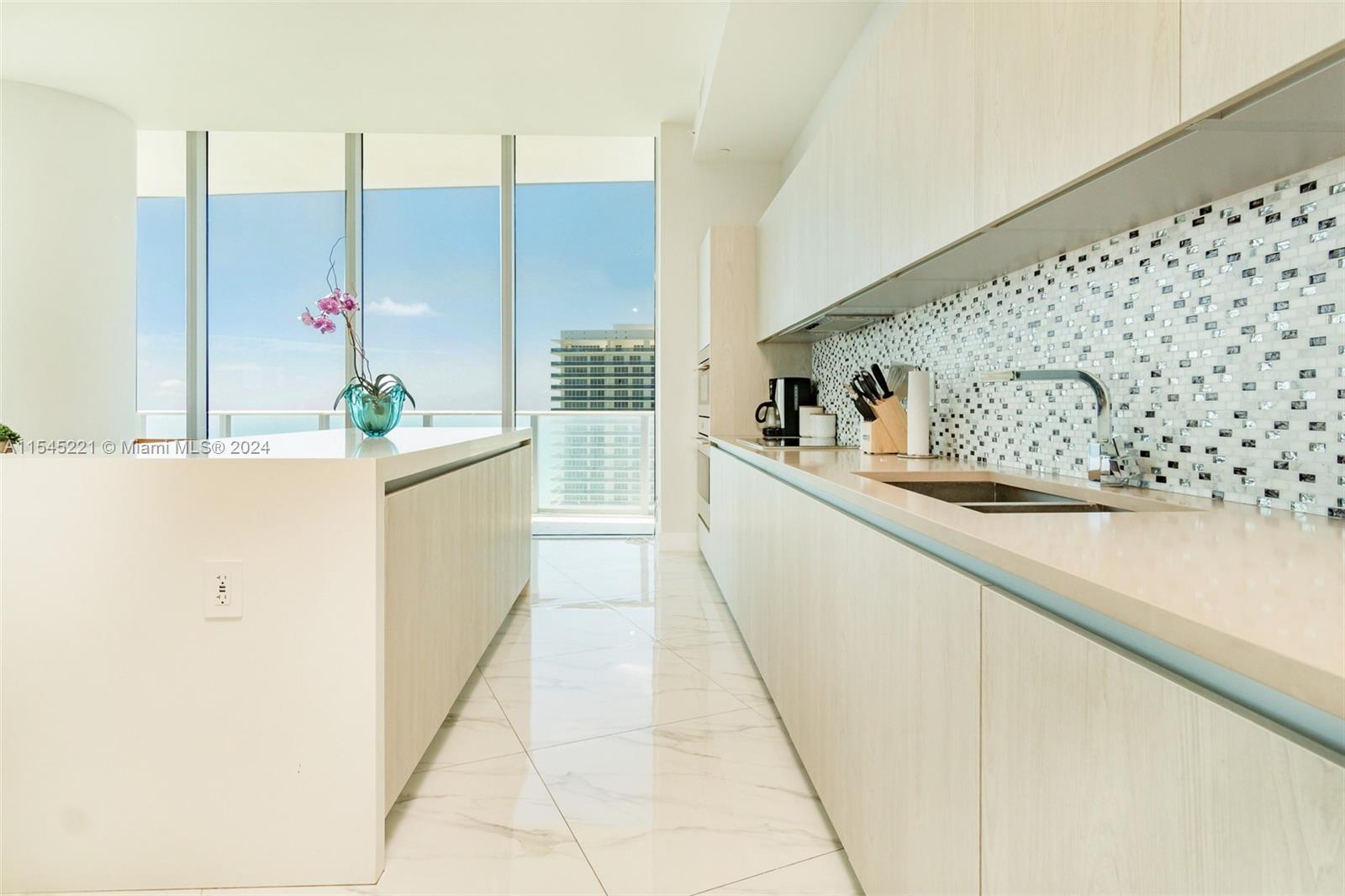 4111 S Ocean Dr Unit: UPH1