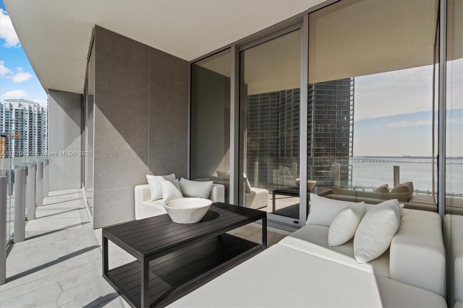 300 Biscayne Blvd Way # 2205