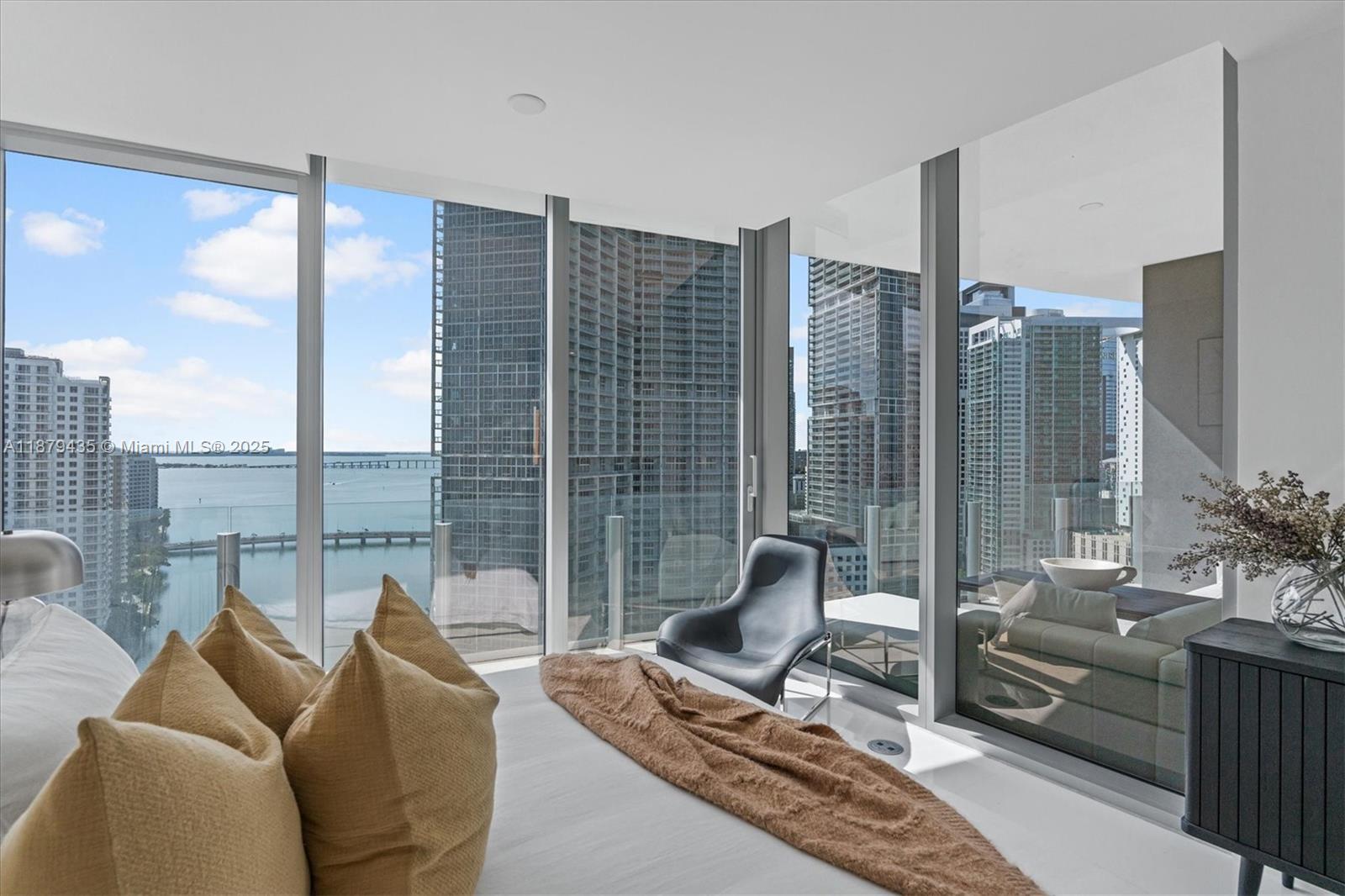 300 Biscayne Blvd Way # 2205